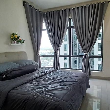 Homestay Arc Austin Hills Jb 4-5Pax ジョホールバル エクステリア 写真