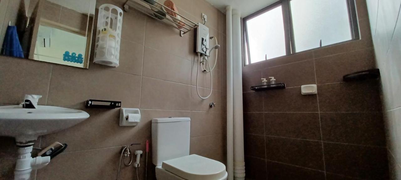 Homestay Arc Austin Hills Jb 4-5Pax ジョホールバル エクステリア 写真