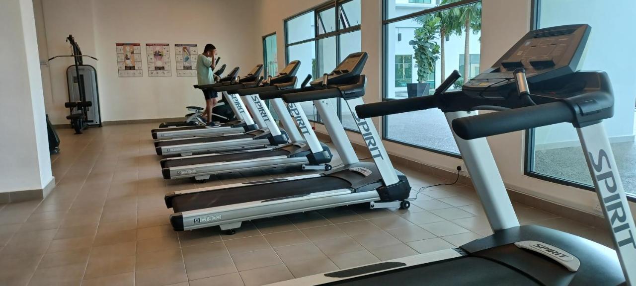 Homestay Arc Austin Hills Jb 4-5Pax ジョホールバル エクステリア 写真