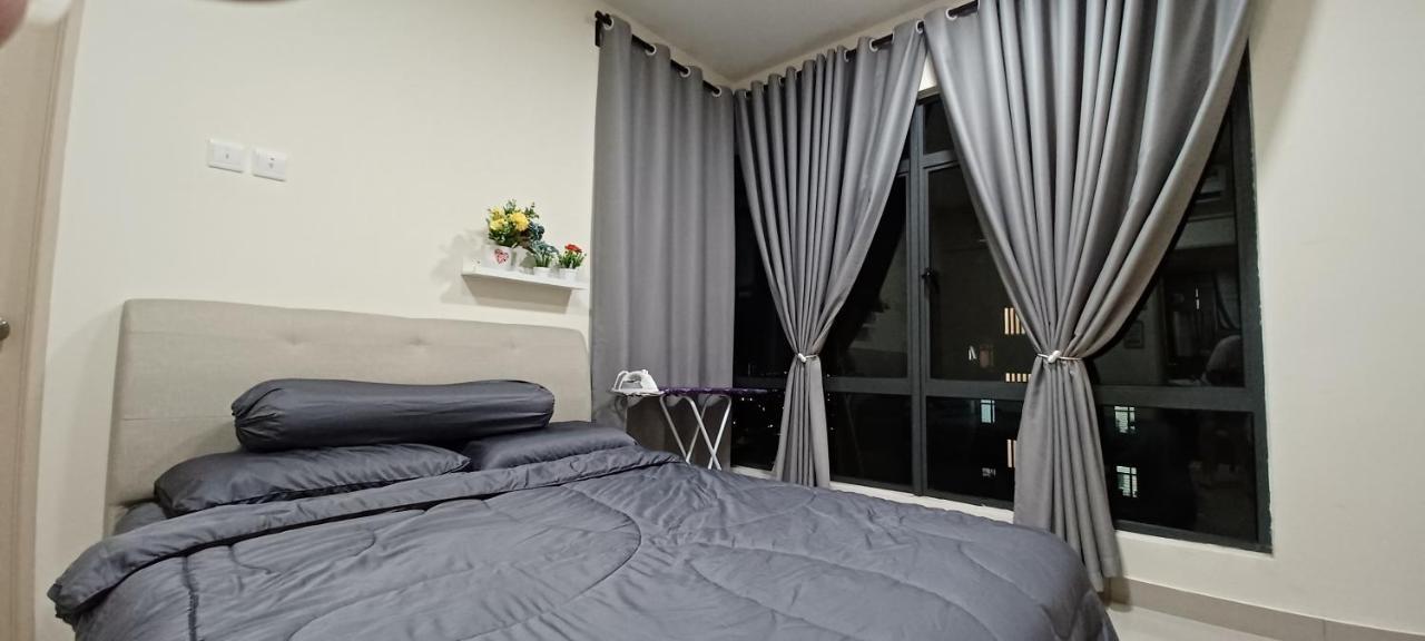 Homestay Arc Austin Hills Jb 4-5Pax ジョホールバル エクステリア 写真